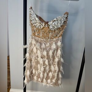 ✨ SHEIN Nude & White Embellished Strapless Mini Dress | Feathers & Pearls | NWOT